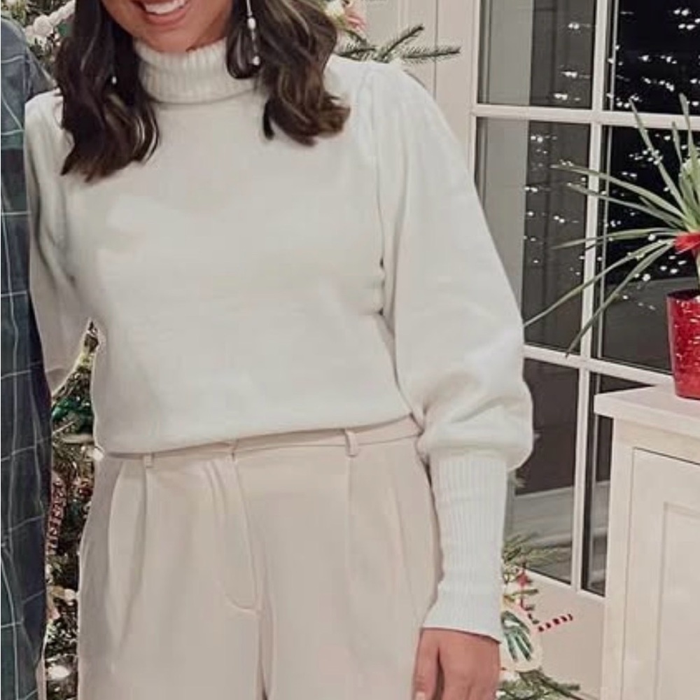 Elegant Cream Women's Pants